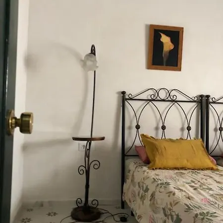 Gran Casa Con Balcón En Centro Histórico Сasa de vacaciones *